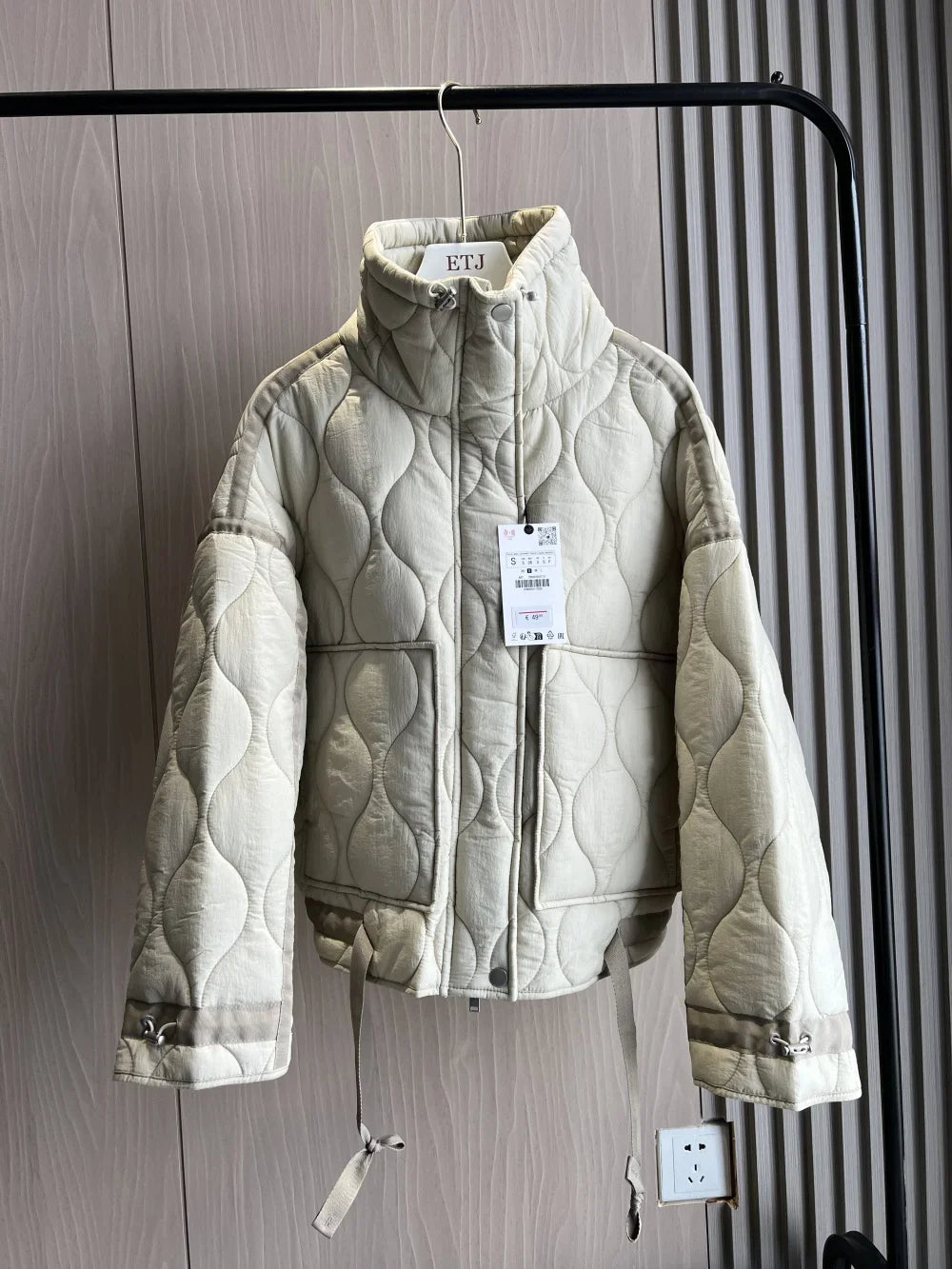 Quilted coat for women  new beige drawstring high neck pocket clip cotton jacket for women