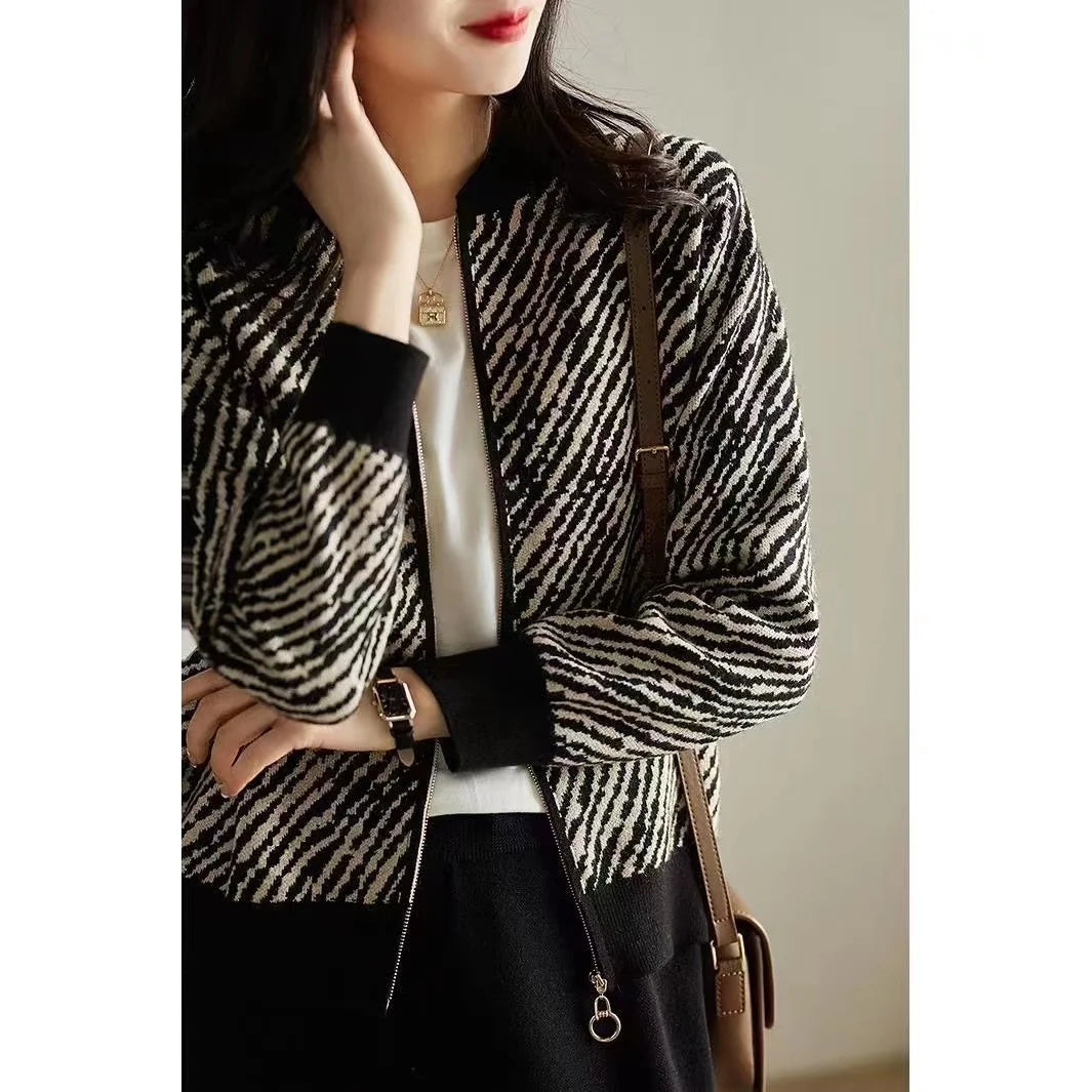 Long Sleeve Women Cashmere cardigan Autumn and Winter O-Neck  Cashmere Cardigan Sweater Coat