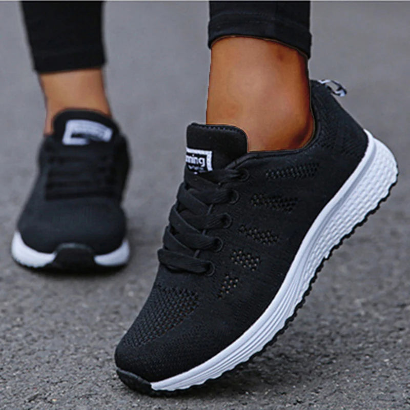 Fashion Women's Sneakers 2024 New Breathable Outdoor Solid Color Sneakers Women Mesh Fabric Lace Up Woman Shoes Female Footwear