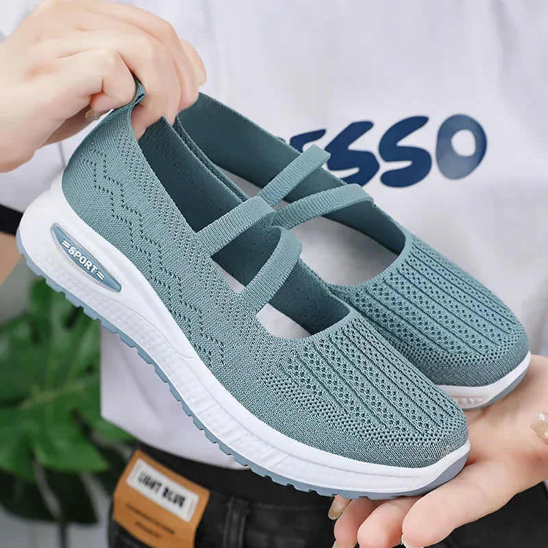 2024 Summer New Lazy One Step Single Shoes Women's Leisure Sports Mesh Shoes Breathable and Versatile Women's Style