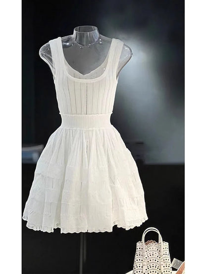 Elegant High Waist New Short Dress Women's Summer French Style Exquisite Design Sense Niche Sleeveless Vest Stitching Dress 2024