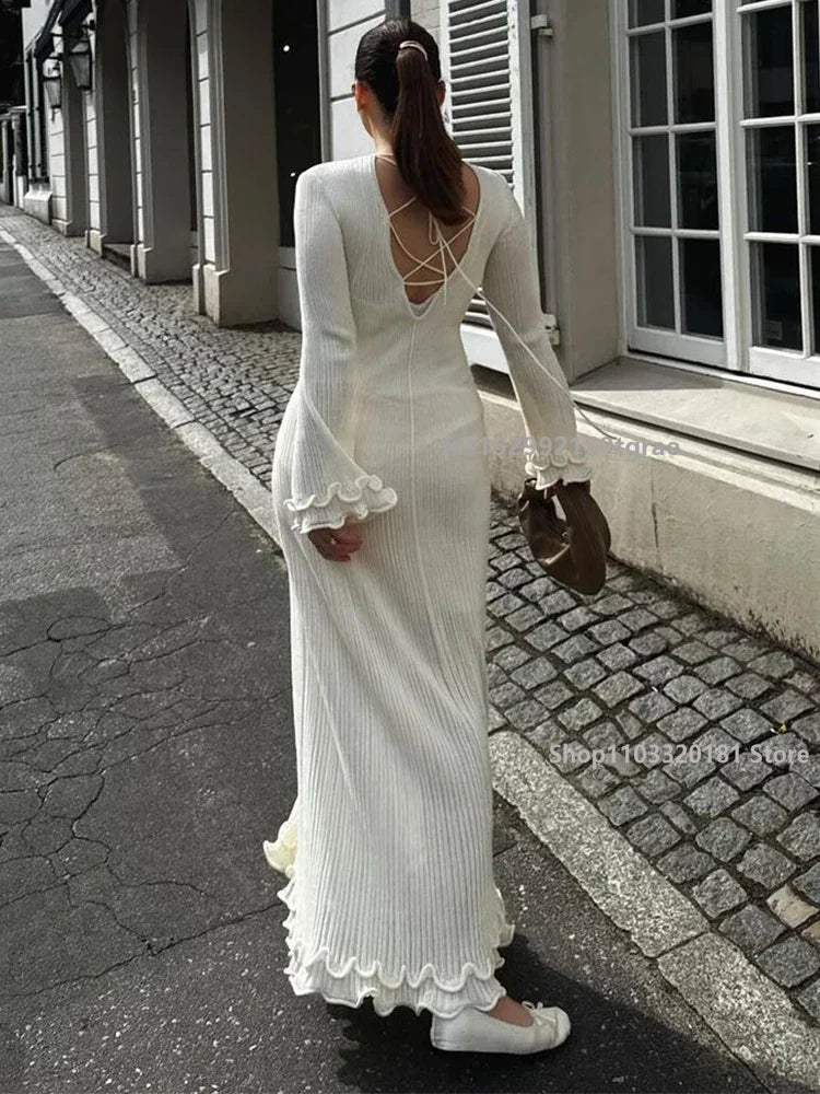 Fashion Loose Ruffles Knitted Dress Women Elegant O Neck Long Trumpet Sleeve