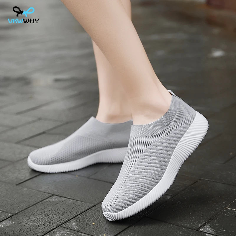 Flying Mesh Breathable Running Shoes Comfort Plus Size Casual Sneakers Women Vulcanized Shoe Women Sneakers Slip on Flats Shoes